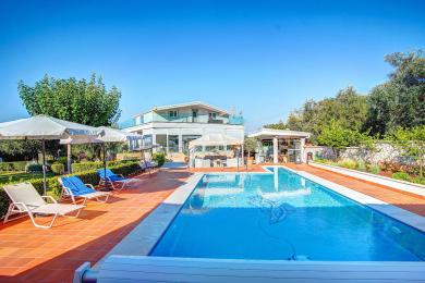 Exquisite Villa In Kassiopi